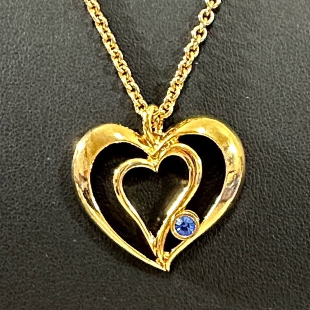 Avon 1990’s Double Heart Sliding September Birthstone Pendant Necklace